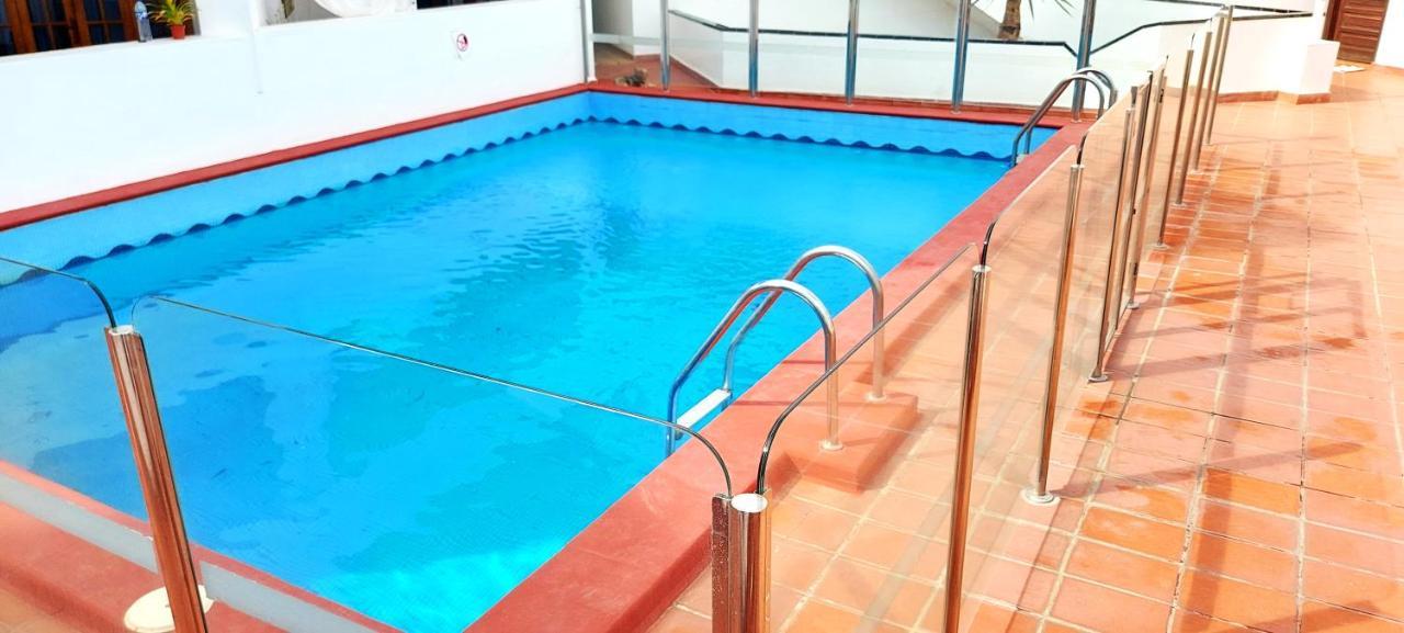 Los Cristianos Apartment, 1 Bedroom Wifi Free & Big Terrace Exteriör bild