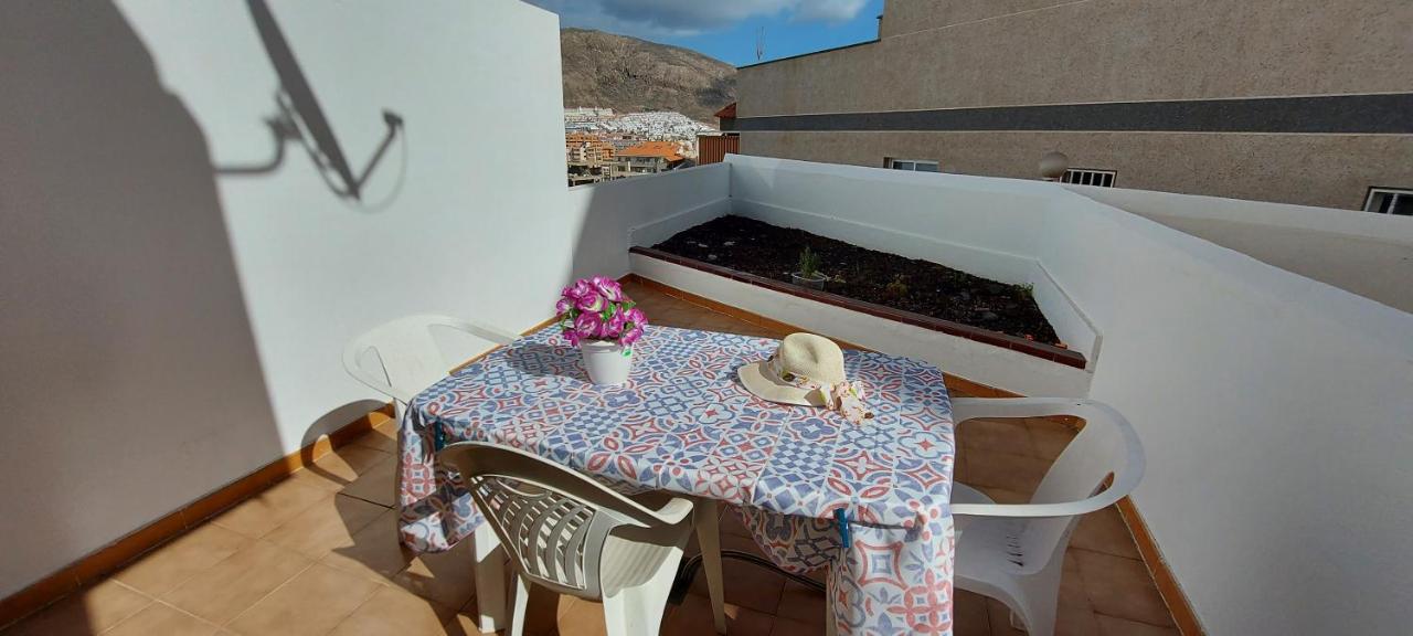 Los Cristianos Apartment, 1 Bedroom Wifi Free & Big Terrace Exteriör bild