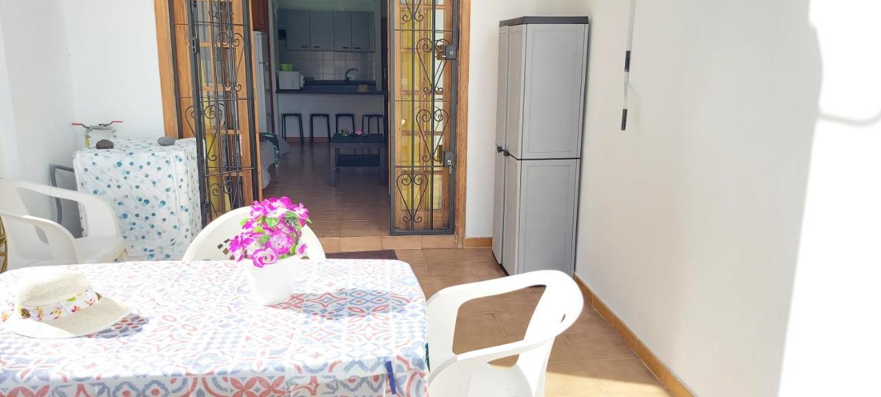 Los Cristianos Apartment, 1 Bedroom Wifi Free & Big Terrace Exteriör bild